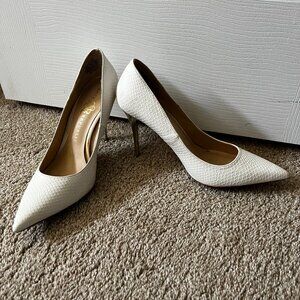 Rock & Republic White Snakeskin Stilettos with Shiny Gold Heel